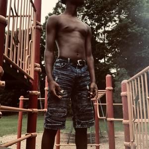 Meet your Posher, Nasean